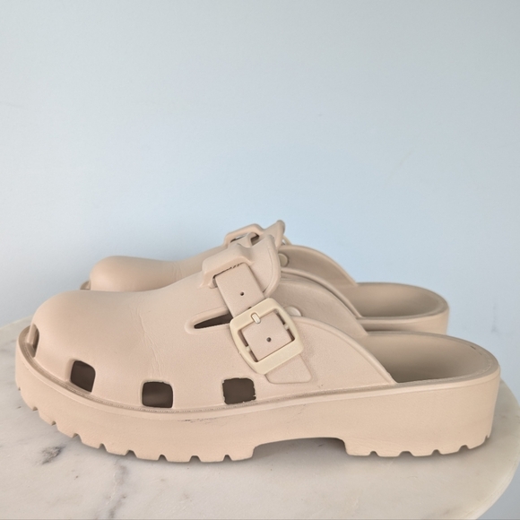 Free People Karlie Tan EVA Buckle Slip On Clogs - Picture 9 of 12